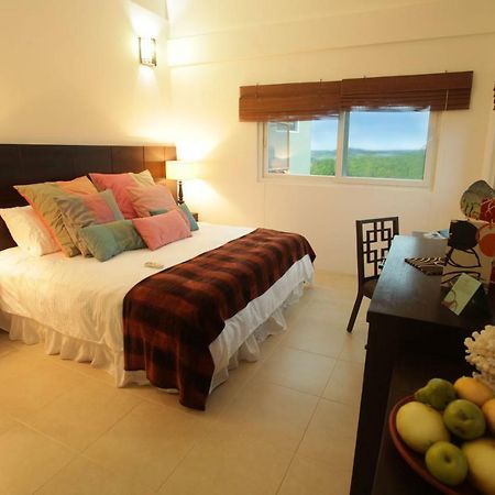 Iguana Crossing Boutique Hotel Puerto Villamil Eksteriør billede