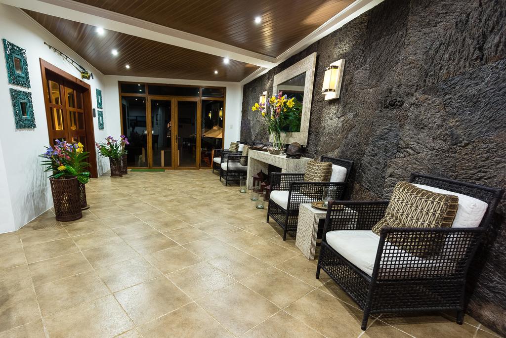 Iguana Crossing Boutique Hotel Puerto Villamil Eksteriør billede