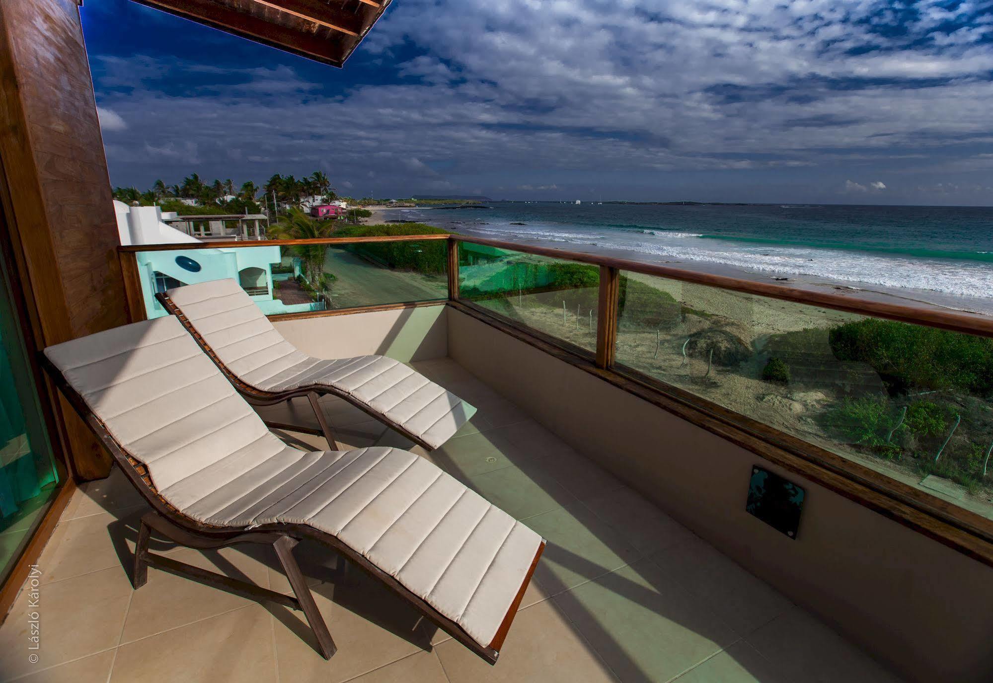 Iguana Crossing Boutique Hotel Puerto Villamil Eksteriør billede